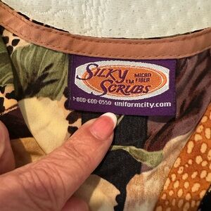 Women's Floral Blouse